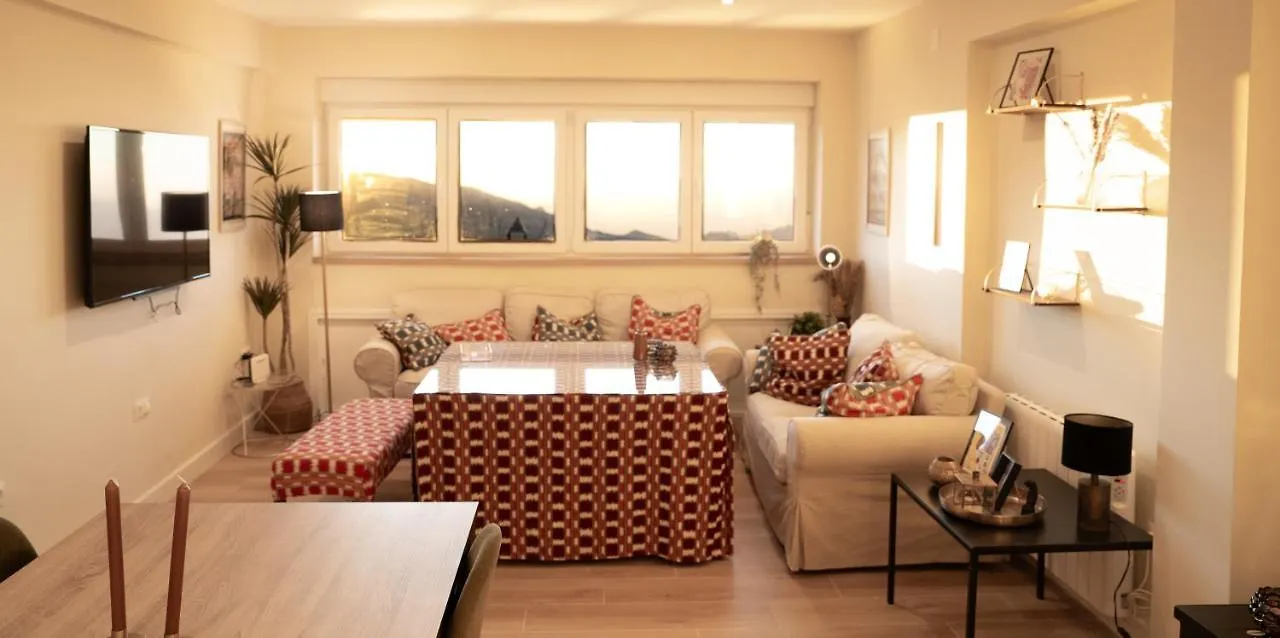 Luxury And Newly Refurbished 3 Bedroom Apartment Next To The Slopes Including Indoor Parking Sierra Nevada