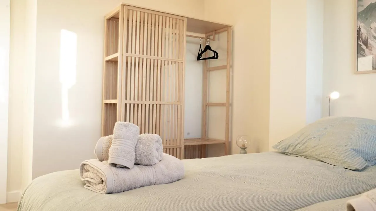 Luxury And Newly Refurbished 3 Bedroom Apartment Next To The Slopes Including Indoor Parking Sierra Nevada