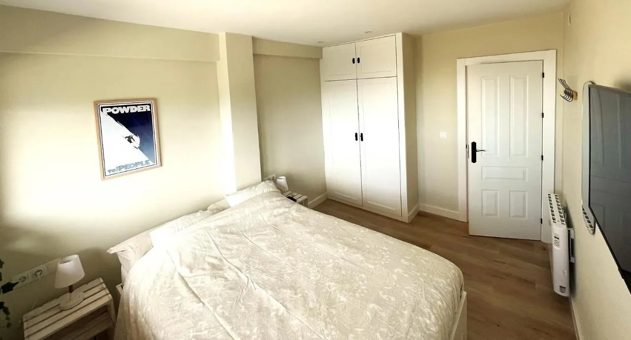 Luxury And Newly Refurbished 3 Bedroom Apartment Next To The Slopes Including Indoor Parking Sierra Nevada