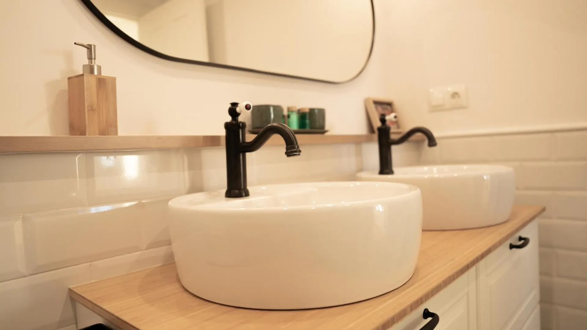 Luxury And Newly Refurbished 3 Bedroom Apartment Next To The Slopes Including Indoor Parking Sierra Nevada